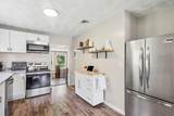 728 Pleasant St - Photo 16