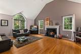 8 Dennison Ct - Photo 3