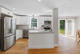 28 Ash St - Photo 10