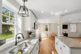 28 Ash St - Photo 9