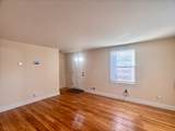 23 Midway St - Photo 8