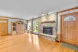 39 Adams Ave - Photo 2