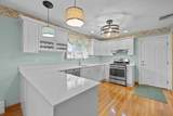39 Adams Ave - Photo 8