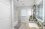 1531 Broadway - Photo 15