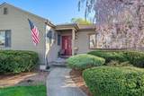 33 Doris Ave - Photo 3