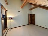 32 Surrey - Photo 14