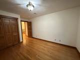 32 Surrey - Photo 15