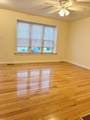 17 Foster St - Photo 4