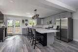 296 Huttleston Ave - Photo 2
