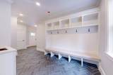 21 Pine St - Photo 18