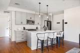 21 Lexington St - Photo 2