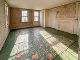 27 Rollins St - Photo 13