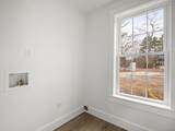 61 Arrow - Photo 33