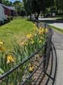 33 Curtis Ave - Photo 4