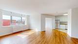 20 Hammond Pond Pkwy - Photo 3