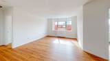 20 Hammond Pond Pkwy - Photo 4