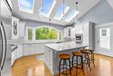 179 Lincoln St - Photo 3