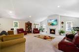 585 Chestnut Street - Photo 11
