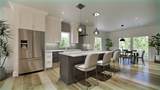 225 Middlesex Turnpike - Photo 2