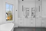70 Walker St - Photo 16