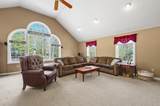 28 Emerald Street - Photo 10
