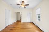 47 Torrey St - Photo 3