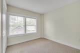 321 Hammond Pond Parkway - Photo 19