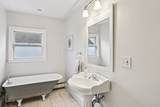20 Lake St - Photo 10