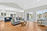 242 Brainard - Photo 10