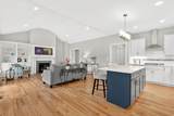 242 Brainard - Photo 22