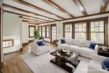 113 Cushing Avenue - Photo 1