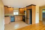 81 Lionel Ave - Photo 2
