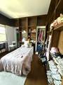 923 Beacon - Photo 8