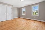 8 Revere Street - Photo 17
