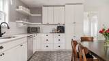 129 Strandway - Photo 9