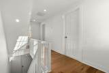 34 Central - Photo 17