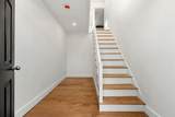34 Central - Photo 26