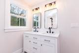 15 Jessica Way - Photo 22