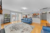 717 Hampton Way - Photo 14