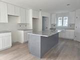 38 Hemlock Street - Photo 3