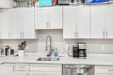 271 W 5th St - Photo 4