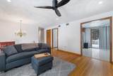 8 Barry Drive - Photo 4