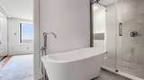 85 E India Row - Photo 10