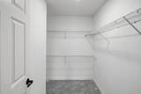 38 Colonial - Photo 29
