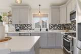 341 Courtney St - Photo 7