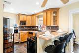 28 Everett St - Photo 6