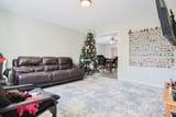 104 Oak St - Photo 3