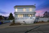 138 Sprague St - Photo 2