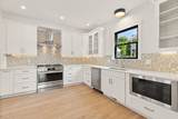 94 Lexington St - Photo 15