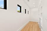 94 Lexington St - Photo 24